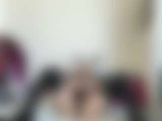 bratzdollchloe's Live Sex Cam Show
