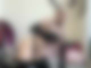 Live cam show with bratzdollchloe - Lean on alttransgirls
