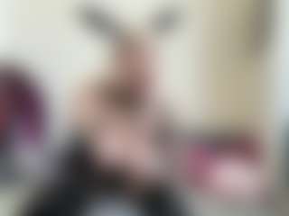 bratzdollchloe's Live Sex Cam Show