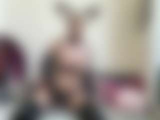 bratzdollchloe's Live Sex Cam Show
