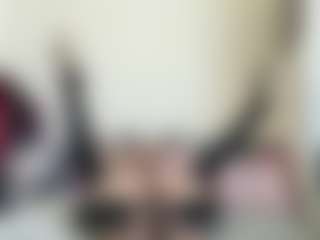 Live cam show with bratzdollchloe - Tattoos on livesuperchat.net