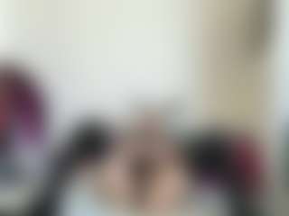 bratzdollchloe's Live Sex Cam Show