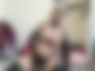 bratzdollchloe's Live Sex Cam Show