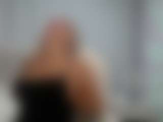 Live cam show with LaurenWishy - Green Eyes on Cam Slut