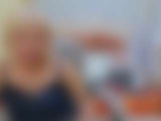 Live cam show with LaurenWishy - Green Eyes on Gym Cam Girls