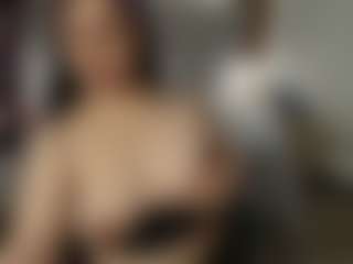 Live cam show with AgataThompson - Middle Aged on Camsoda