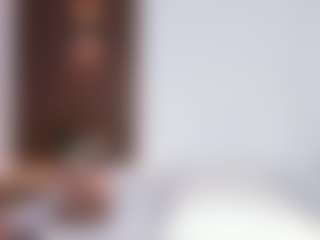 Live cam show with AmyColmann - Ahegao on CamClone