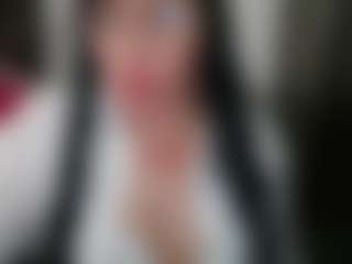 Live cam show with GraceMaturemilf - Double Penetration on Free Soda