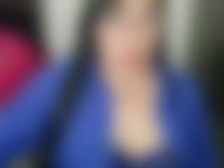 Live cam show with GraceMaturemilf - Double Penetration on Camsoda Late Night