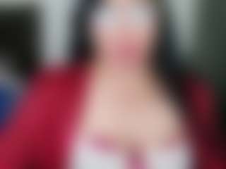 Live cam show with GraceMaturemilf - Smoking on https://playwithruby.com