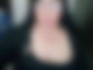 Live cam show with GraceMaturemilf - Middle Aged on Big Tits