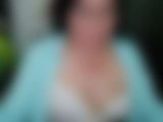 Live cam show with GraceMaturemilf - Middle Aged on Streamer API