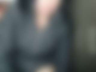Live cam show with GraceMaturemilf - Normal on Camming Site