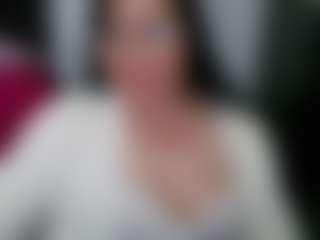 Live cam show with GraceMaturemilf - Mature Middle Aged on WildCum