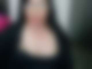 GraceMaturemilf MILF webcam performer live streaming