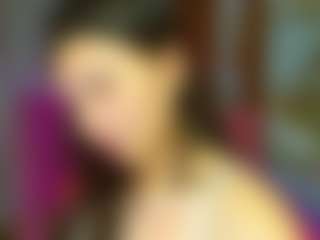 Live cam show with lizziesweets - Moaning on AdultVida.com