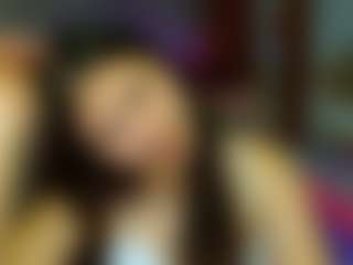 Live cam show with lizziesweets - Petite on xDating