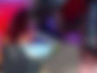 Live cam show with NinaCapelli - Middle Aged on livesuperchat.net
