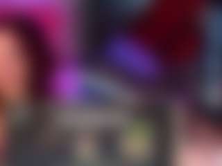 Live cam show with NinaCapelli - Middle Aged on Hubzter Live