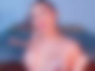 ReinaChloe's Live Sex Cam Show