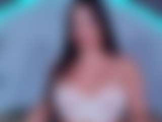 ReinaChloe's Live Sex Cam Show
