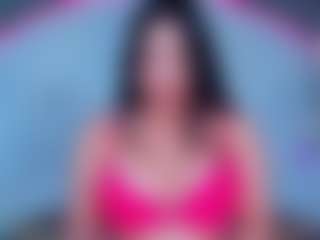 ReinaChloe's Live Sex Cam Show