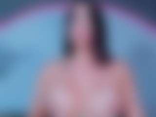 ReinaChloe's Live Sex Cam Show