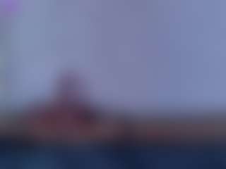 ReinaChloe's Live Sex Cam Show