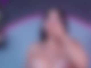 Live cam show with ReinaChloe - Athletic Young Adult on Gym Cam Girls