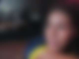 YayaHilton's Live Sex Cam Show