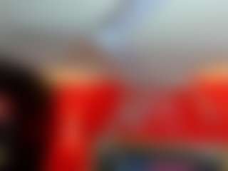 YayaHilton's Live Sex Cam Show