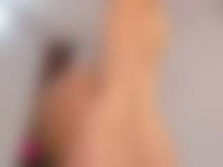 Live cam show with YayaHilton - Lovense on Lustler