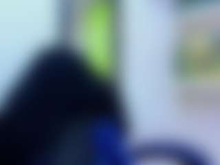 Live cam show with ashley-17 - Ebony on madthumbs | colombia
