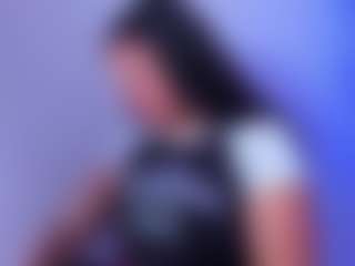 ashley-17's Live Sex Cam Show