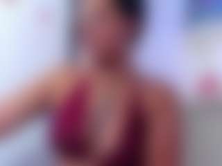 Live cam show with ashley-17 - Public Black on livesuperchat.net