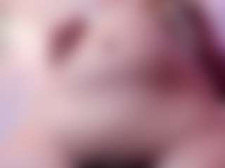 Live cam show with ashley-17 - Black Petite on Camsoda