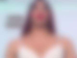 Show live cam dengan coralsantana - Muscular di Camsoda