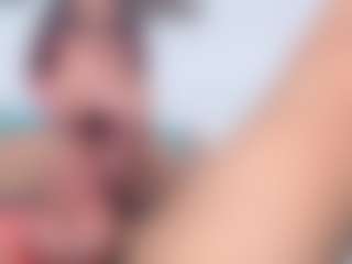 Live cam show with coralsantana - Brown Eyes on LiveSexCams6