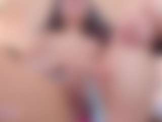 Live cam show with Miia-blaze - Green Eyes on liverealitysex.com