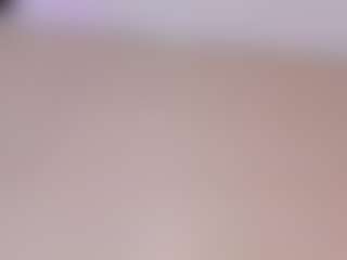 Live cam show with Miia-blaze - Butt Plug on Camsoda