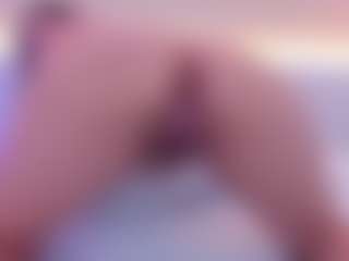 Live cam show with Miia-blaze - College on Camsoda