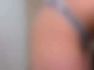 Anna's Live Sex Cam Show