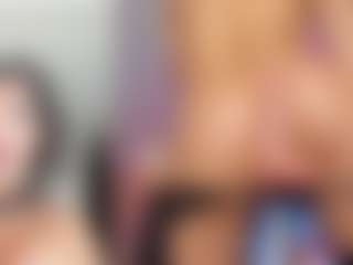 Live cam show with Sara-evans03 - Public on hrnylive.com