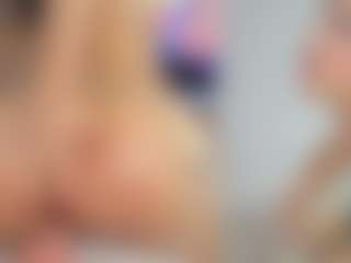 Live cam show with Sara-evans03 - Gagging on Camsoda