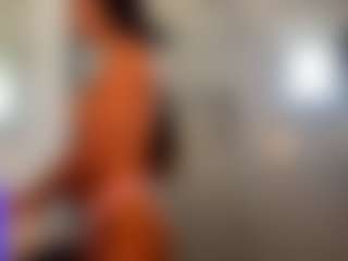 Live cam show with Scarlett Moonmuse - Latina on Mixed Magazine Live