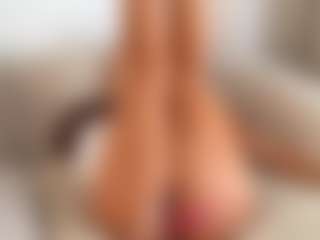 Live cam show with Scarlett Moonmuse - Long Hair on https://playwithruby.com