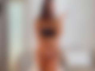 Live cam show with Scarlett Moonmuse - Spank on TastyBlacksLive