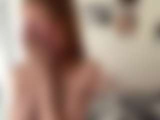Live cam show with SharronHelzer - Facial Piercings on StripNow