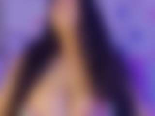 Live cam show with Dana - Shaved on Dolls Live