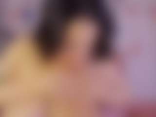 Live cam show with Dana - Tittyfuck on wildcum.com